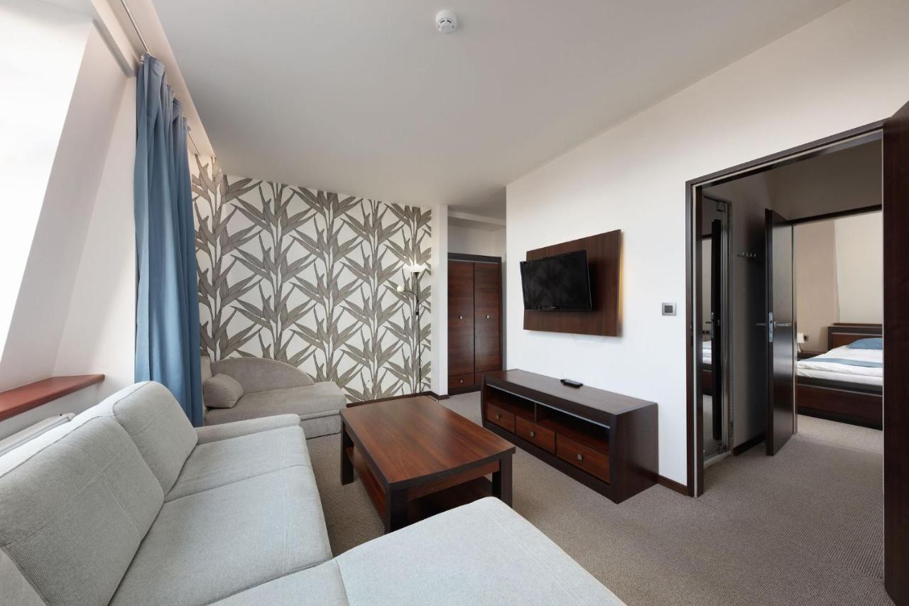 Hotel Slunny Dvur Jeseník エクステリア 写真