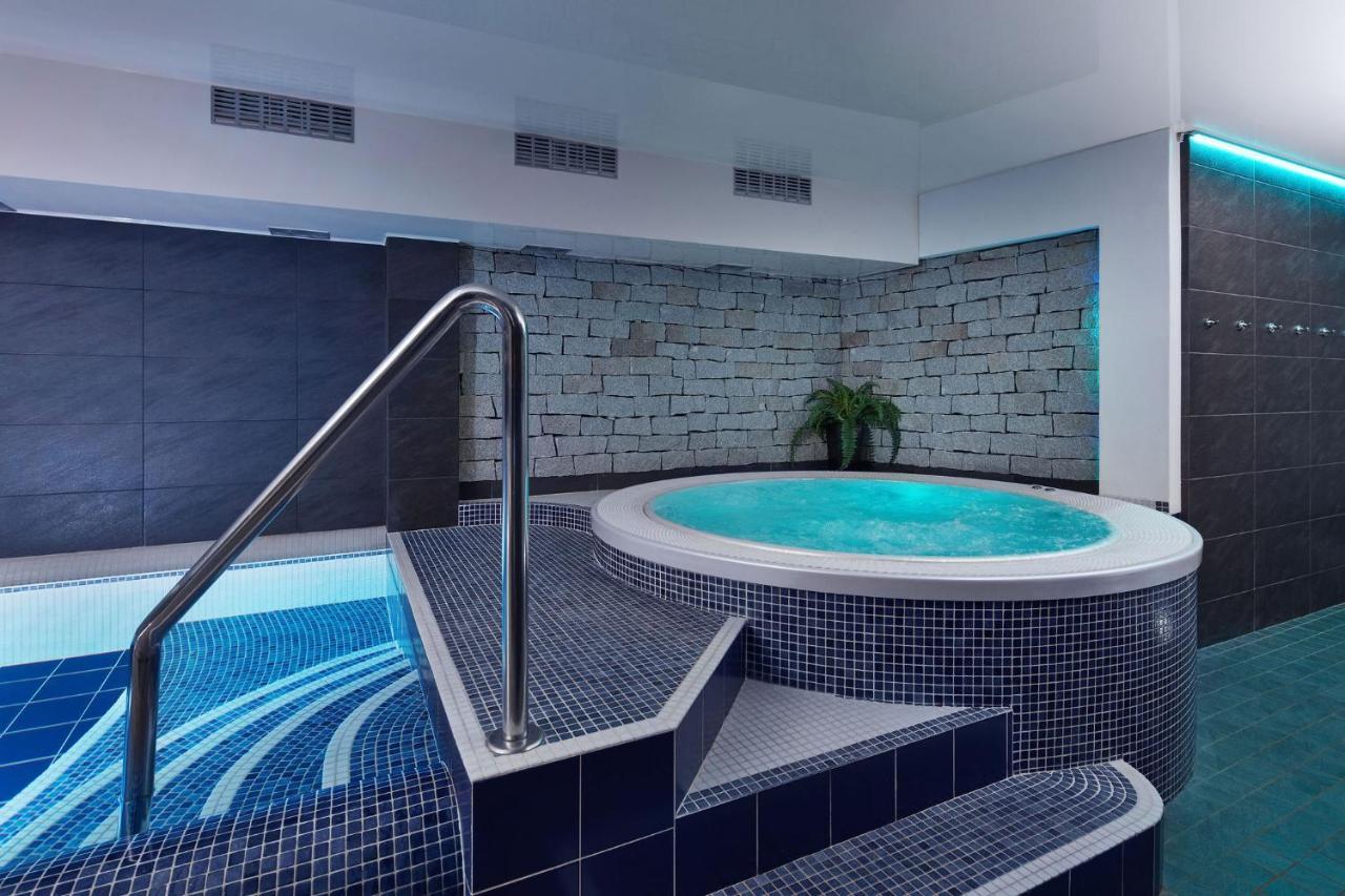 Hotel Slunny Dvur Jeseník エクステリア 写真