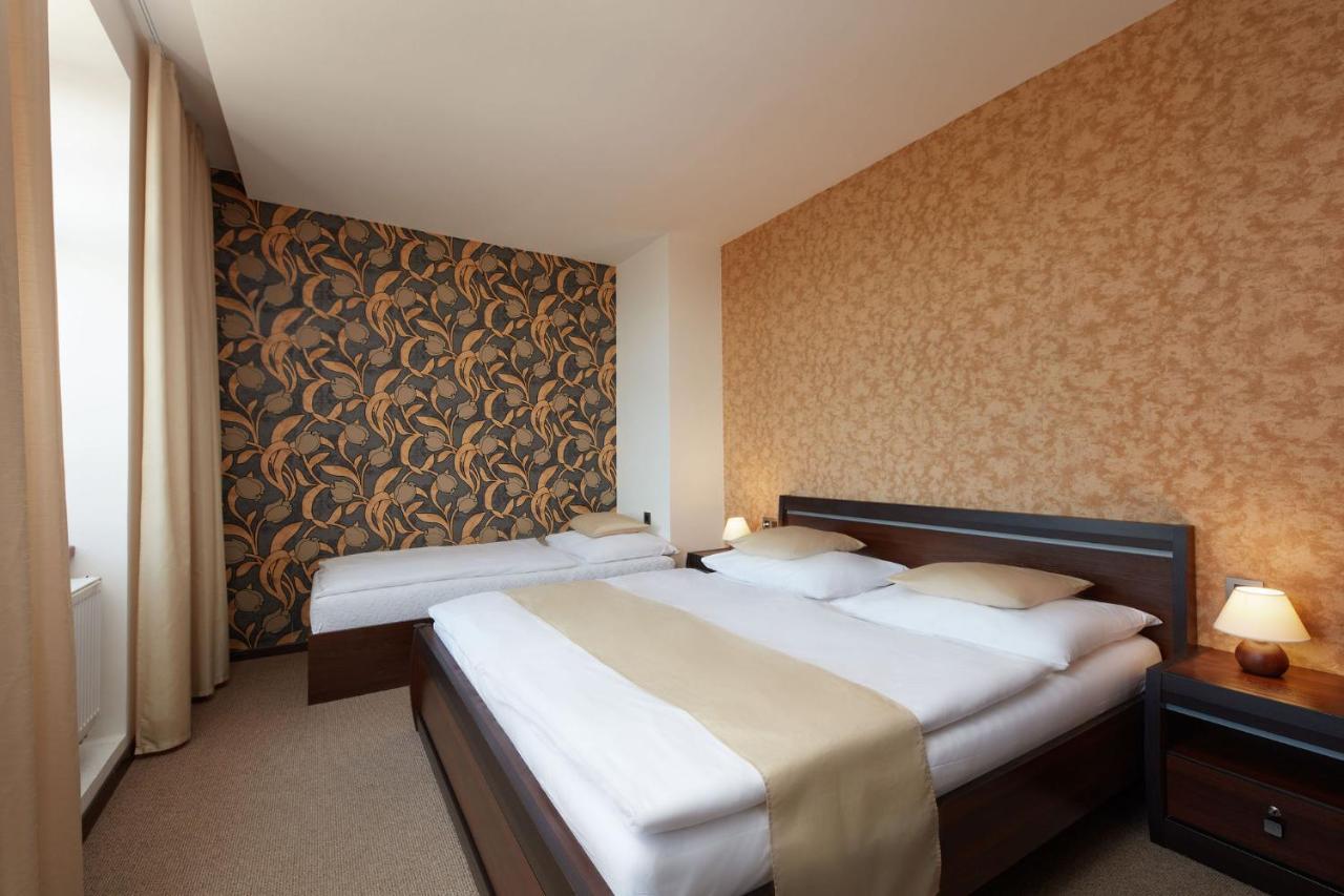 Hotel Slunny Dvur Jeseník エクステリア 写真