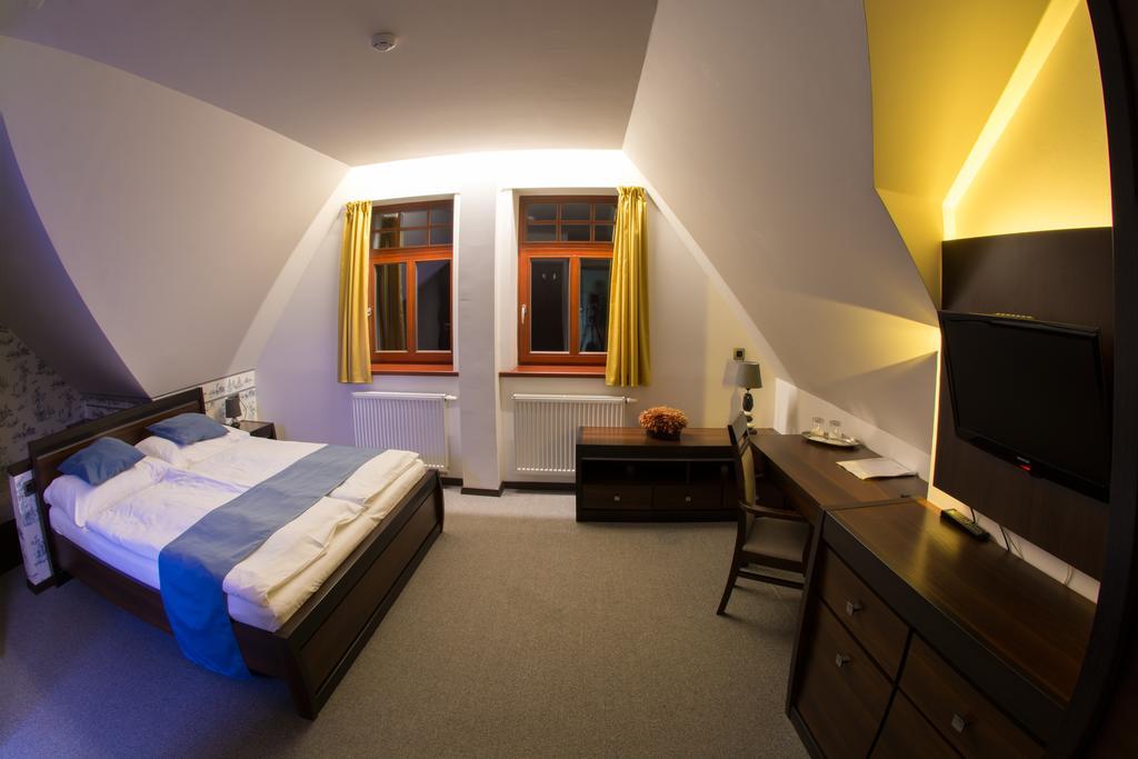 Hotel Slunny Dvur Jeseník エクステリア 写真